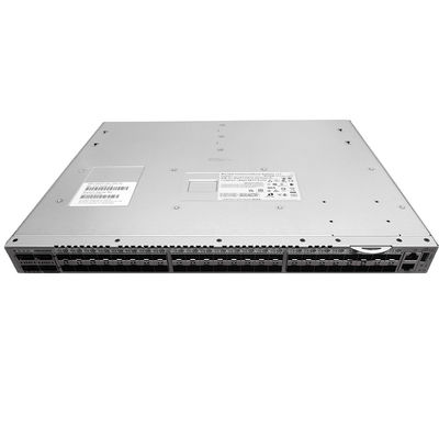 Brocade G620 SAN Switch z 24 portami aktywnymi, kanałem światłowodowym gen 6 i łączną szerokością pasma 2 Tbps