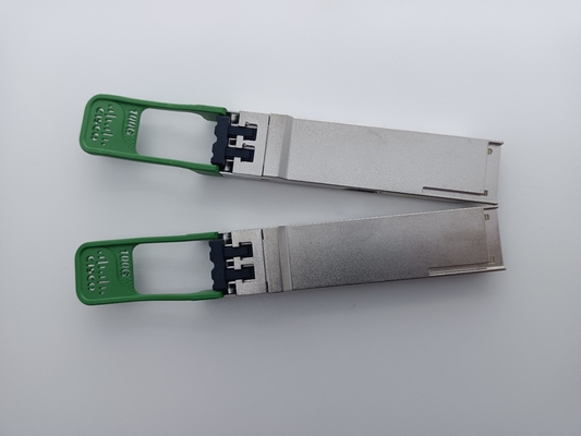 QSFP 100GBASE CWDM4 Lite, 2 km przez SMF Cisco QSFP-100G-SM-SR 10-3220-01
