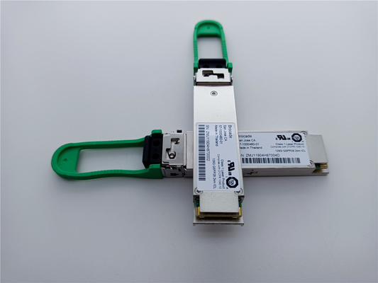 Brocade 57-1000480-01 XBR-000285 128G QSFP28 2km 1310nm SMF Transceiver Module Z LC Connector