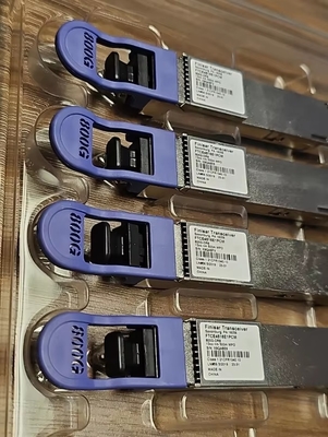 Finisar QSFP-DD-800G-DR8 500M SMF MPO16 Równoległe moduły optyczne 100G Przełącznik sieciowy 16 Pojemność rdzenia 40G Sprzęt światłowodowy